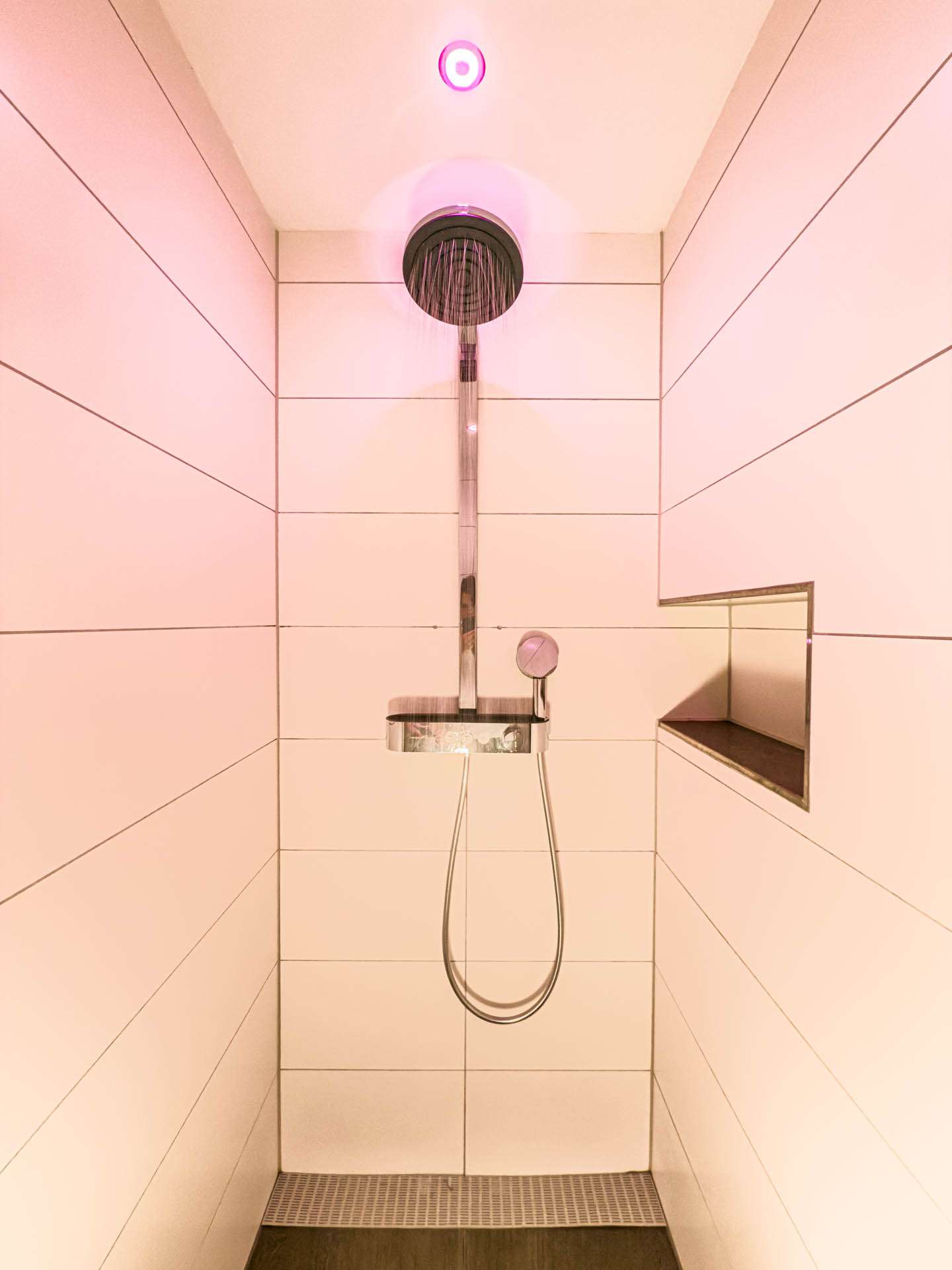 Dusche Paradisio Poolsuite Summergold