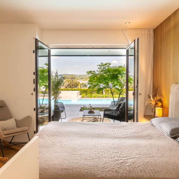 Infinity Pool in Ferienwohnung am Bodensee