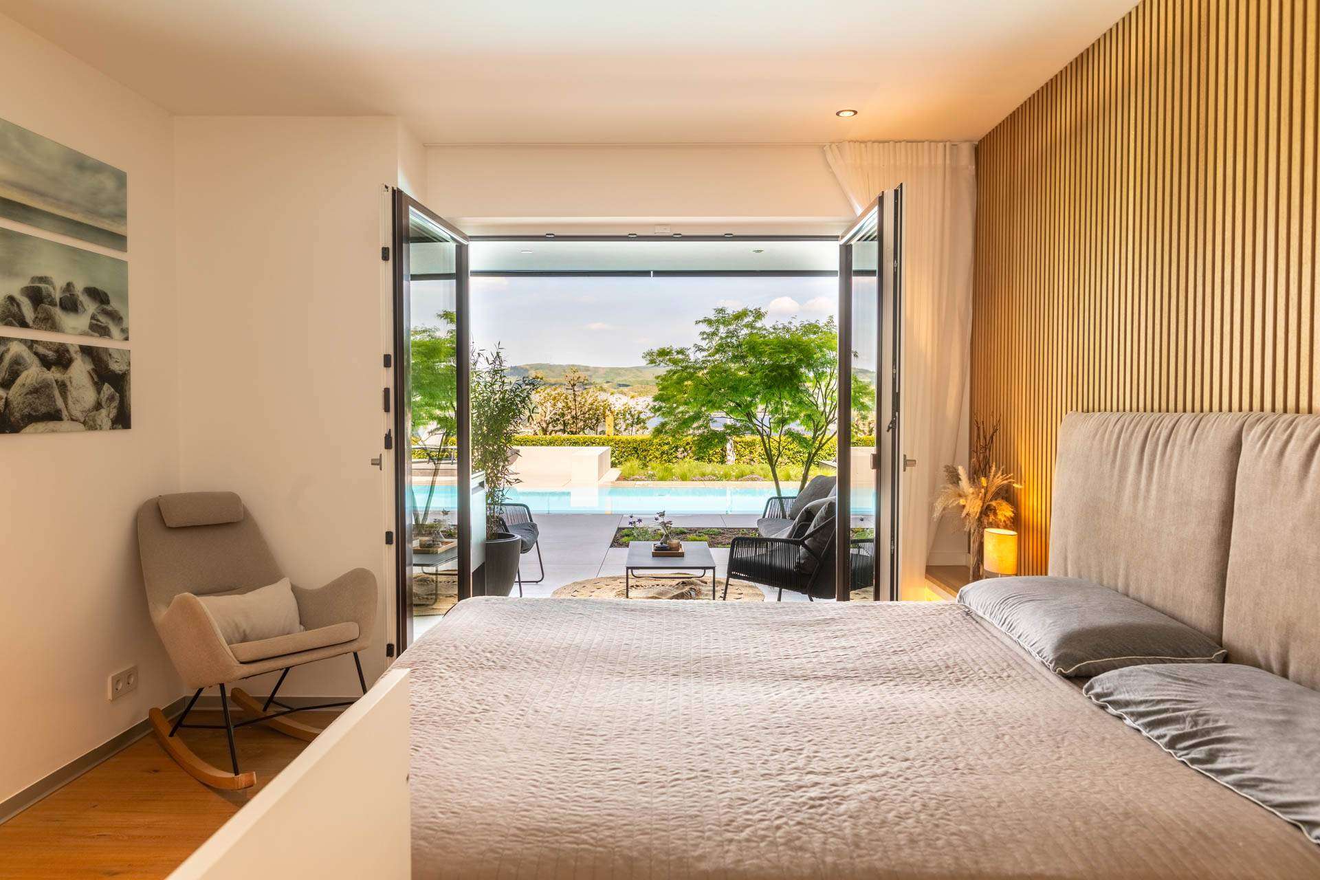 Schlafzimmer Wellenklang in Paradisio Poolsuite Summergold